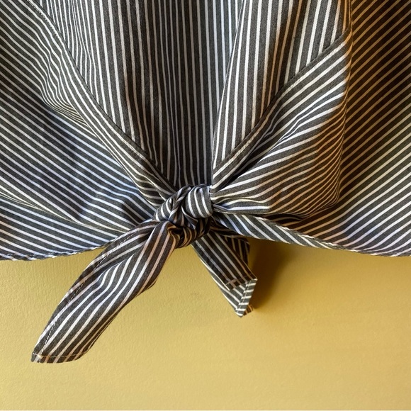 J. Jill Top Women's XS Gray White Striped Tie Front 3/4 Sleeves Casual Top - Picture 3 of 11